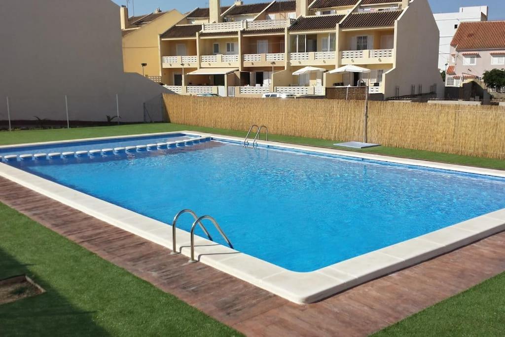 סוואקה Beachfront House, Valencia, Wifi, Paddle Surf Board, Incredible Views מראה חיצוני תמונה